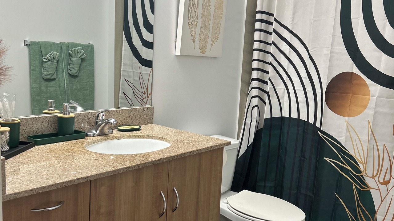 Photo of Bathroom in Allapattah
