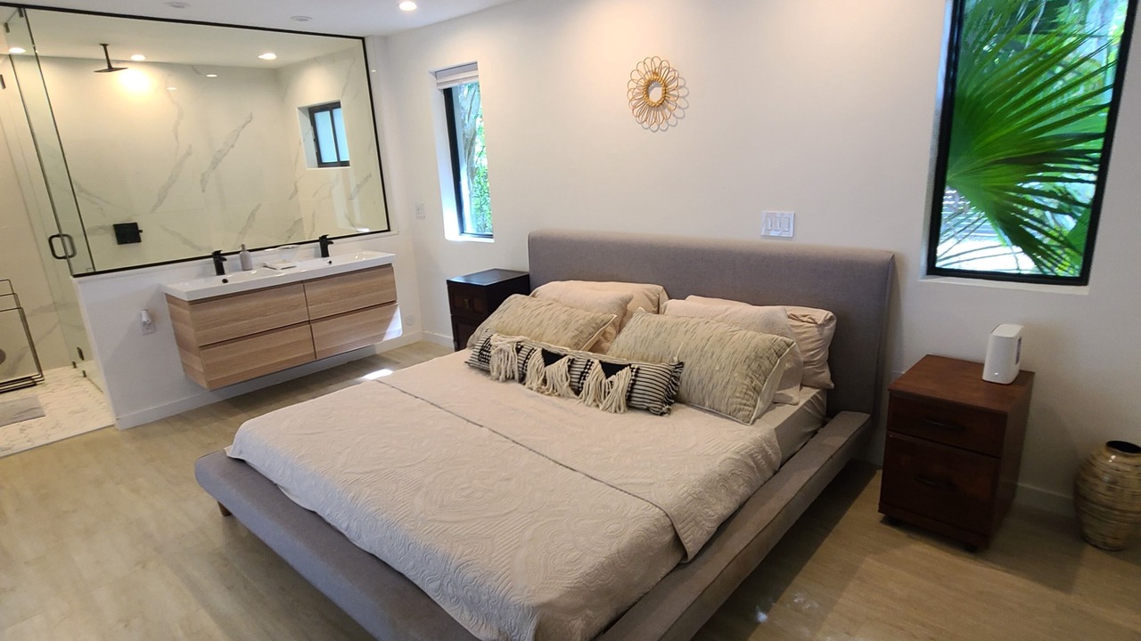 Photo of Bedroom in Palmetto Bay