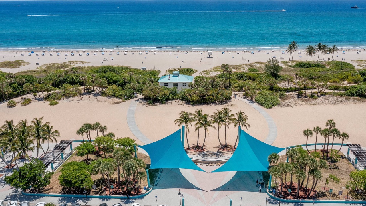 Photo of Others in Palm Beach Shores