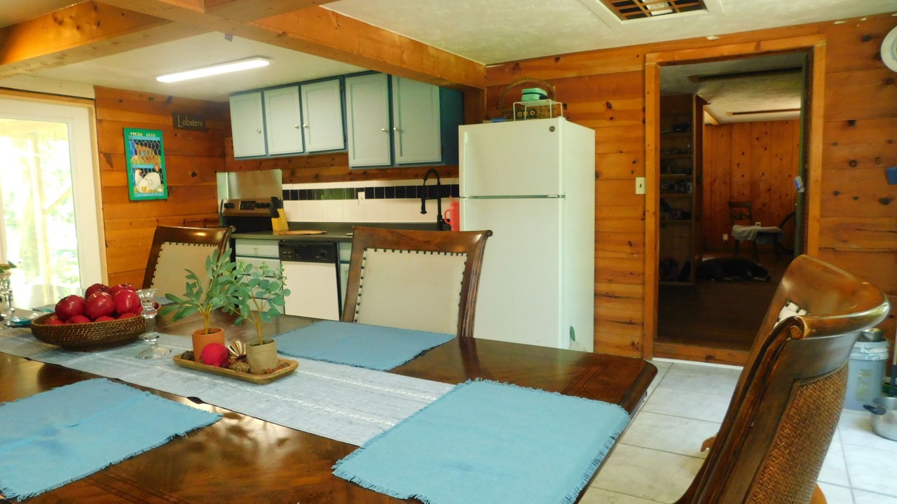 Photo of Kitchen in Manattee Road