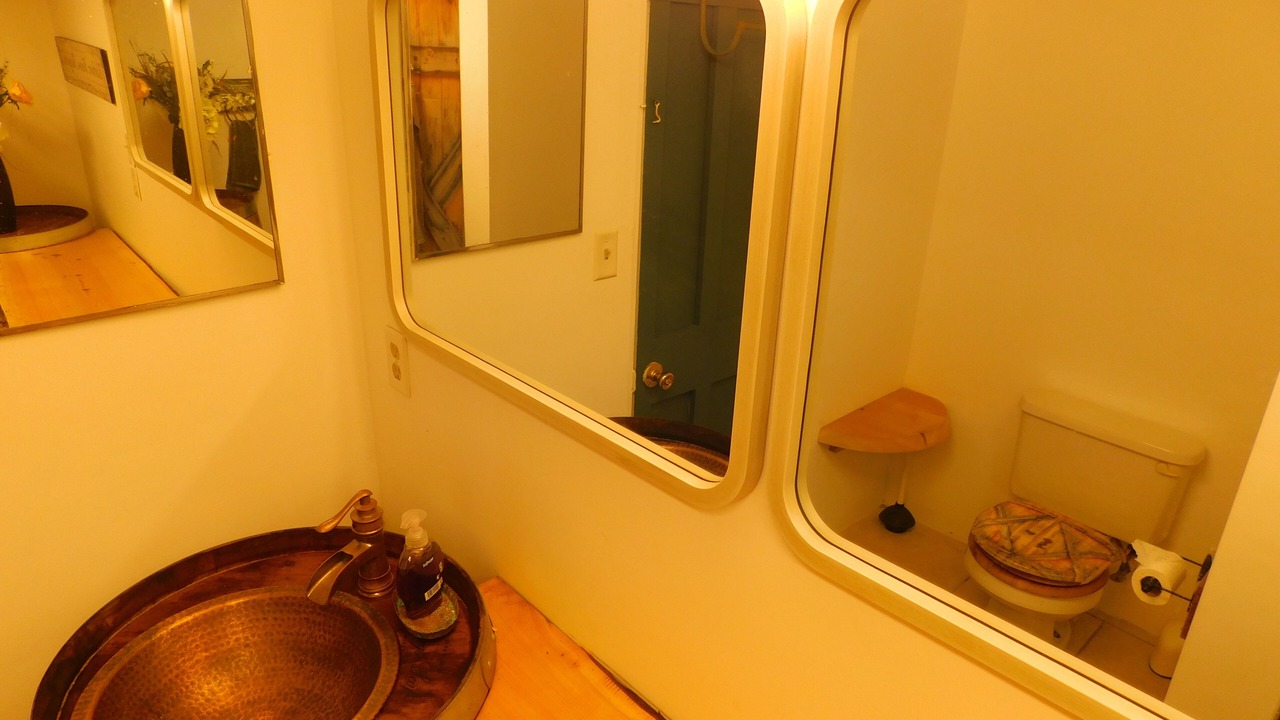Photo of Bathroom in Manattee Road