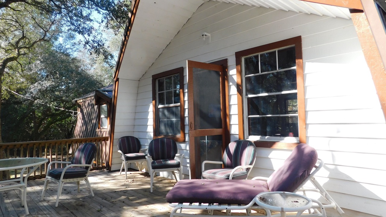 Photo of Patio Balcony in Manattee Road