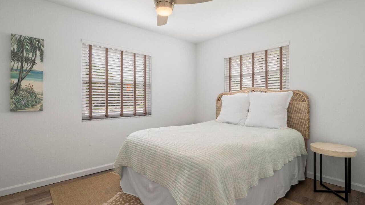 Photo of Bedroom in Marineland Acres