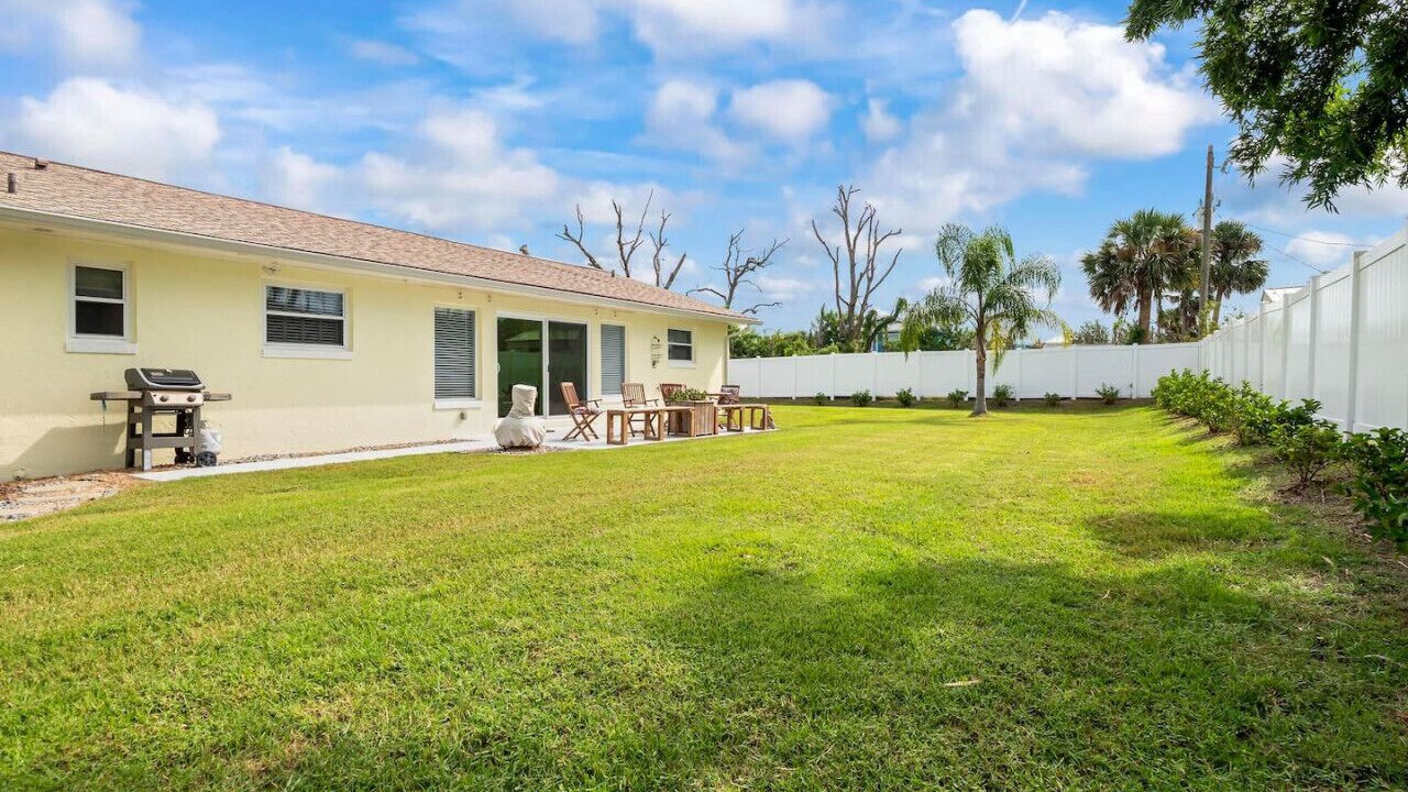 Photo of Outdoor in Marineland Acres