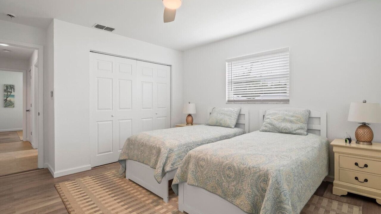 Photo of Bedroom in Marineland Acres