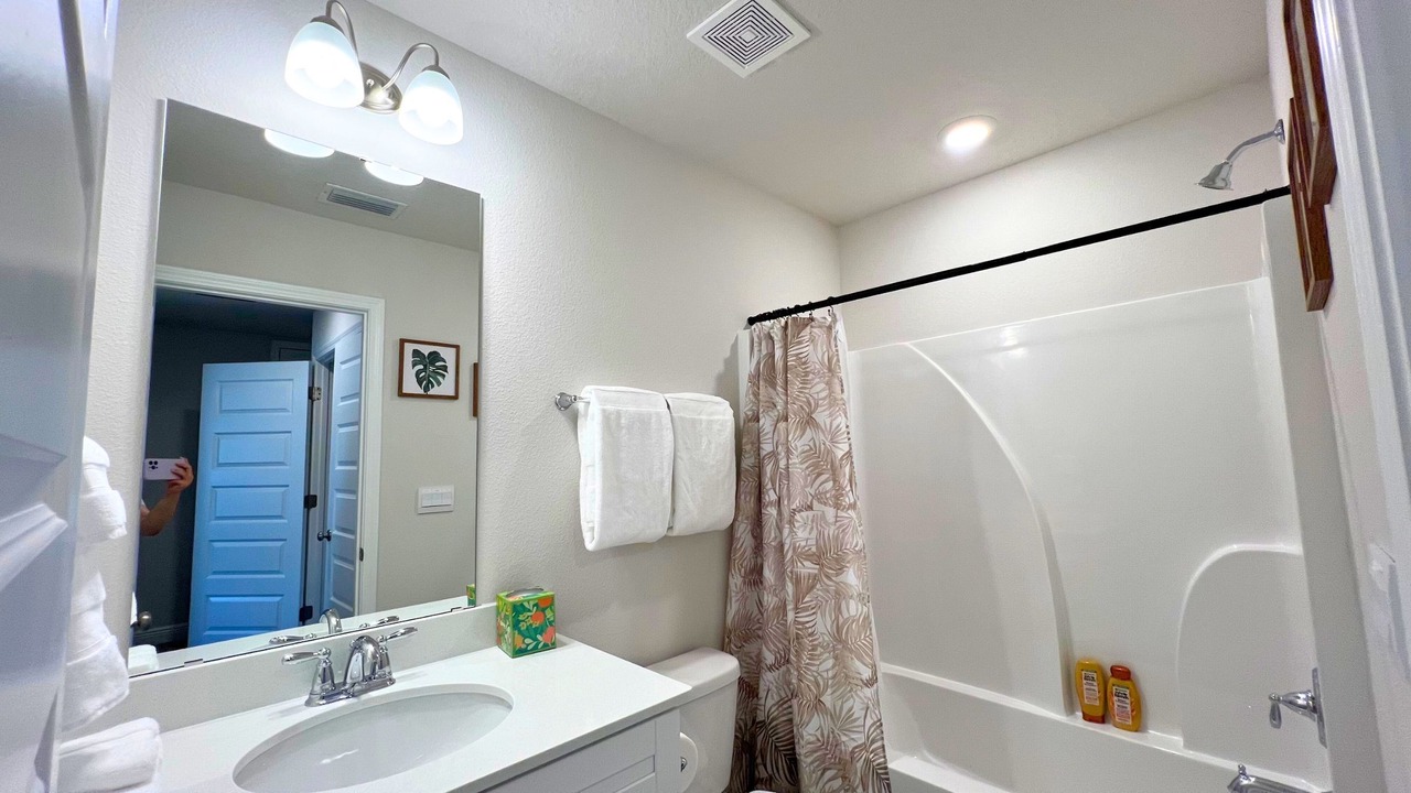 Photo of Bathroom in Gulf Breeze