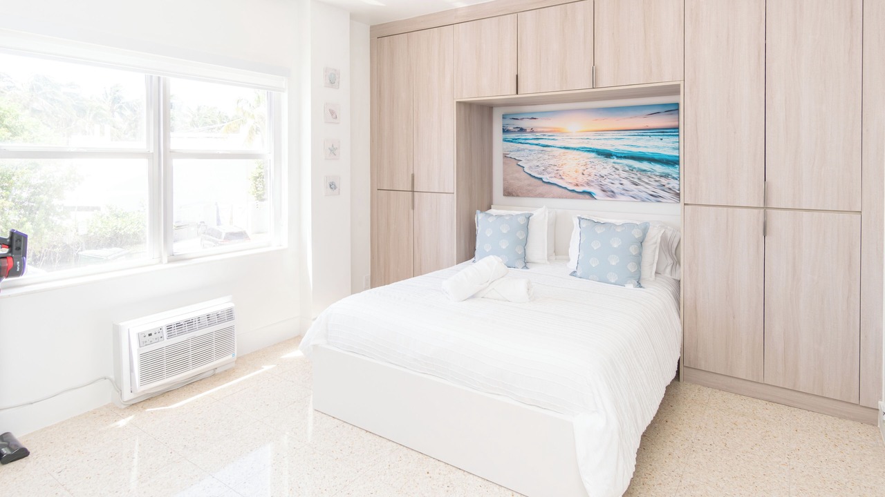 Photo of Bedroom in North Beach