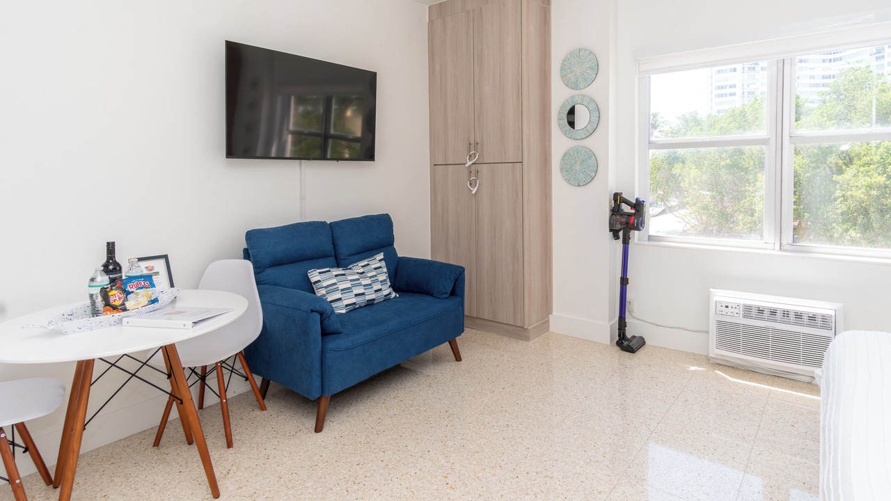Photo of Livingroom in North Beach
