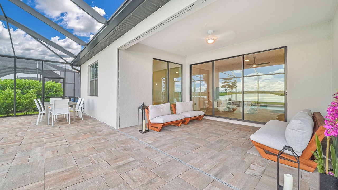 Photo of Outdoor in Estero