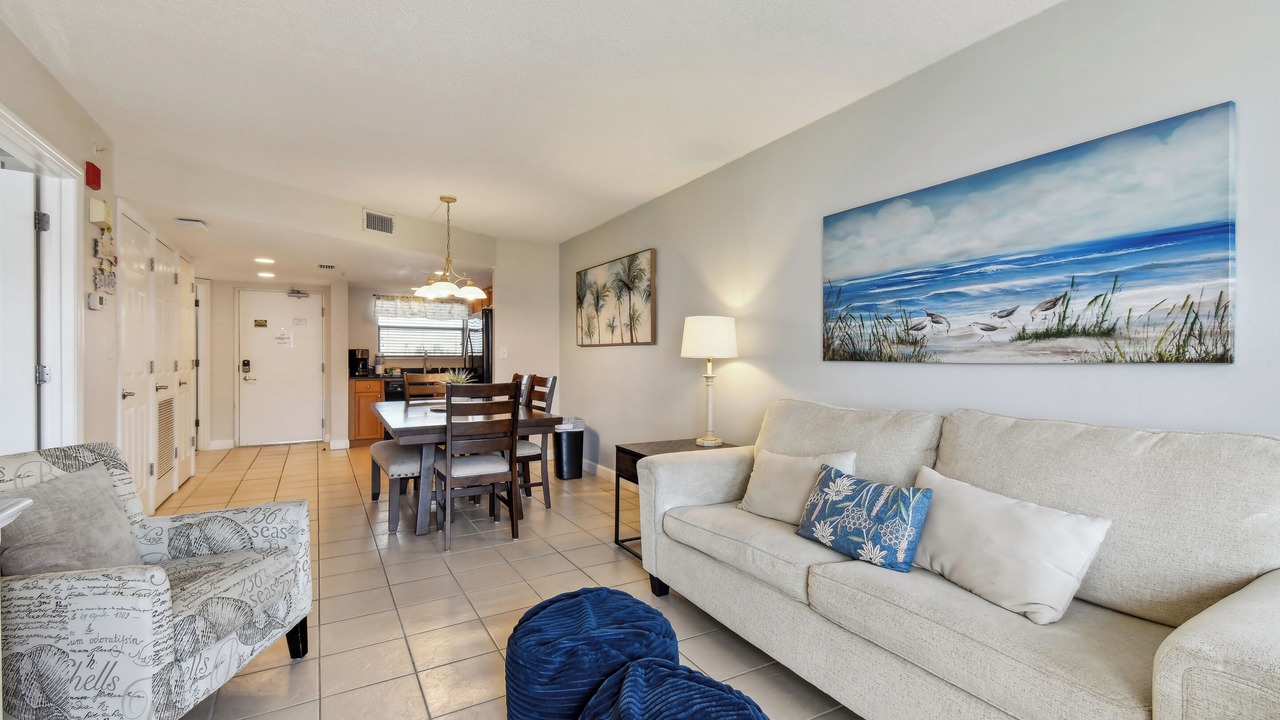 Photo of Livingroom in Belle Vista