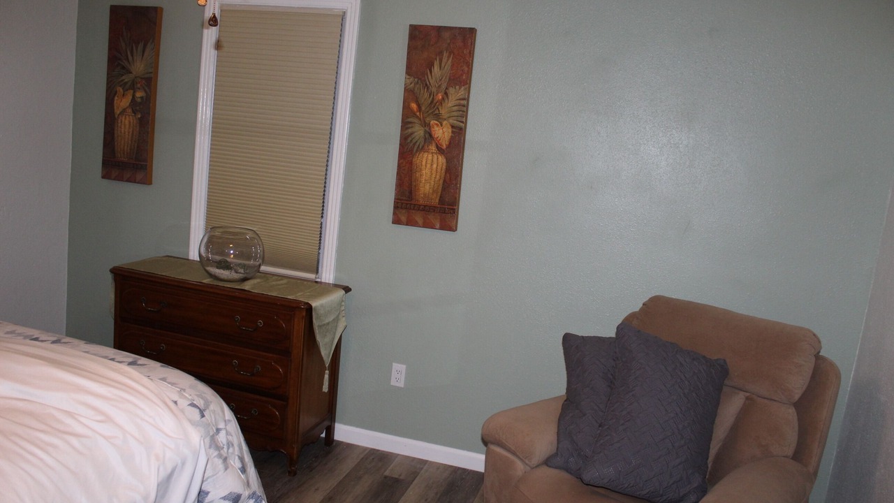 Photo of Bedroom in United Central