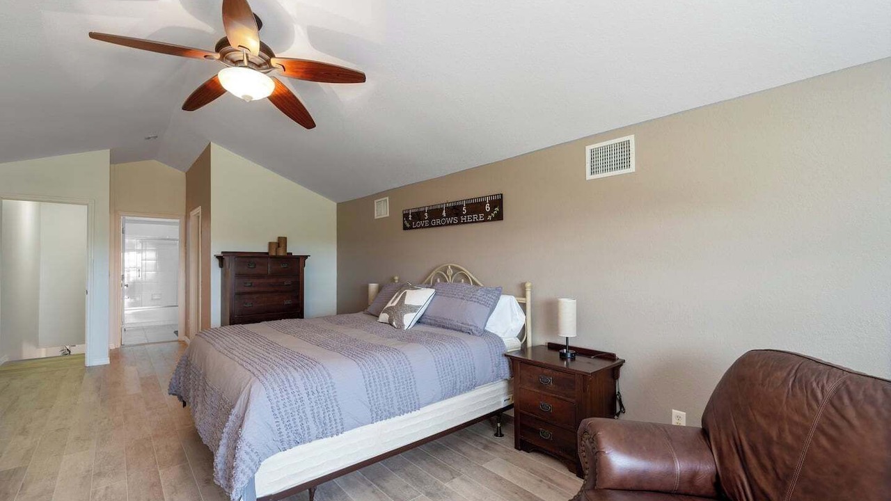 Photo of Bedroom in South Gulf Cove