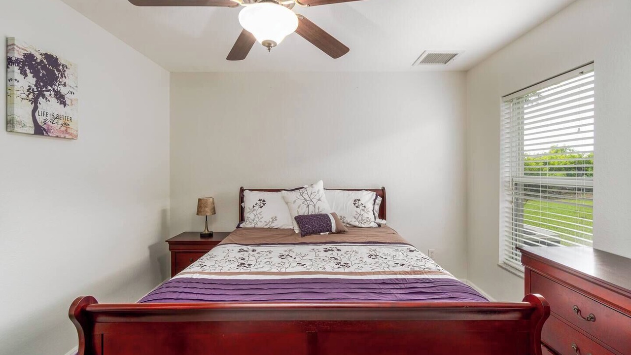 Photo of Bedroom in South Gulf Cove