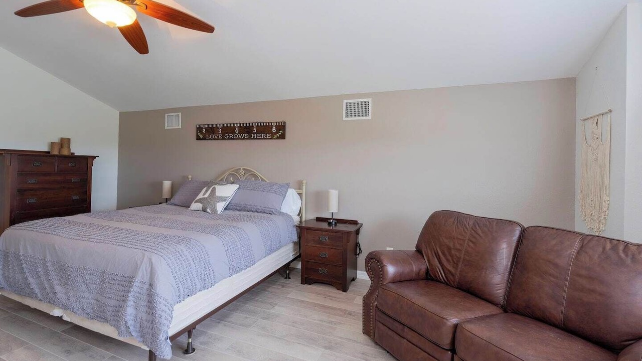Photo of Bedroom in South Gulf Cove