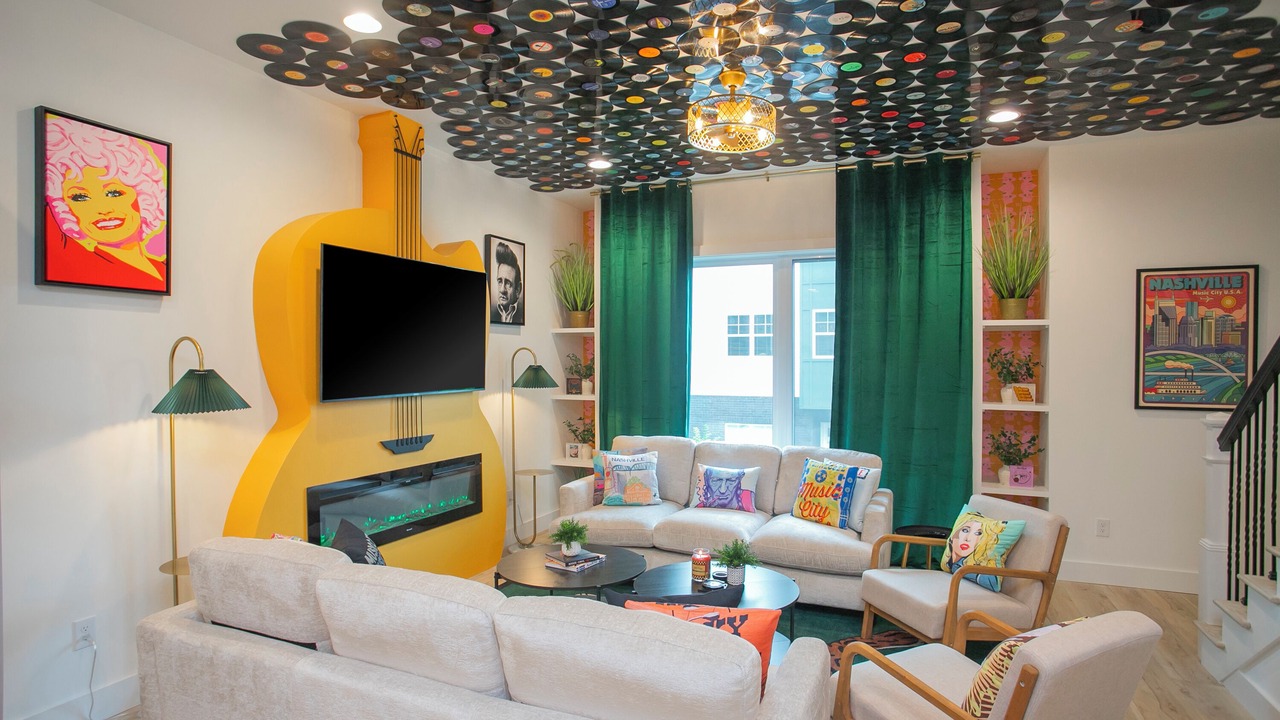 Photo of Livingroom in Katie Hill Neighborhood