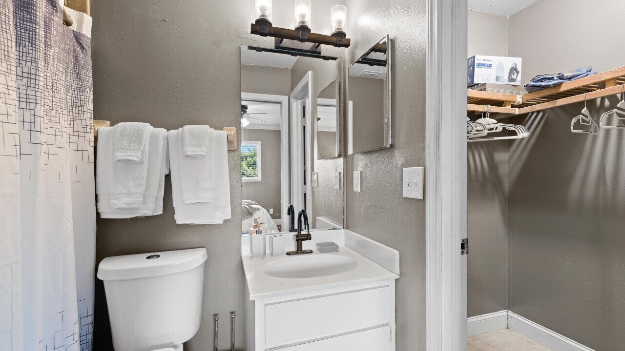Photo of Bathroom in Lehigh Acres