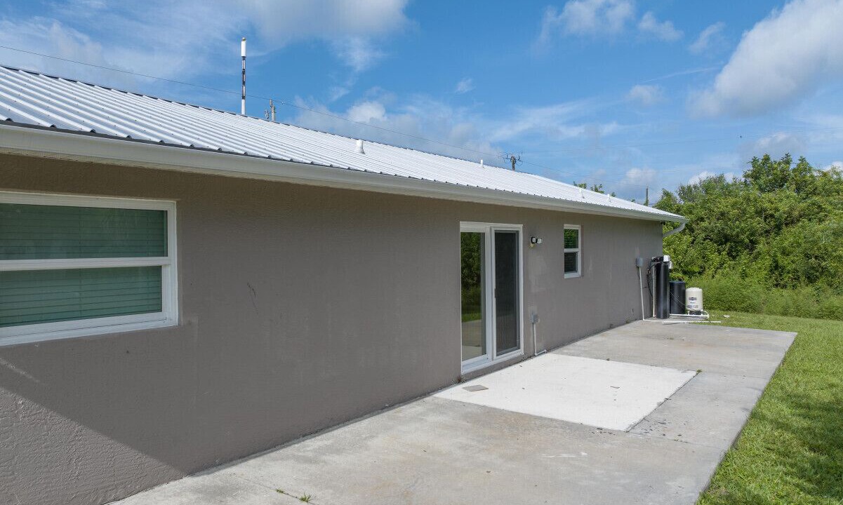 Photo of Outdoor in Lehigh Acres
