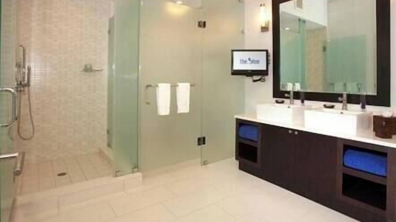 Photo of Bathroom in Doral