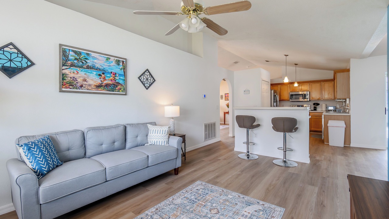 Photo of Livingroom in Winter Haven