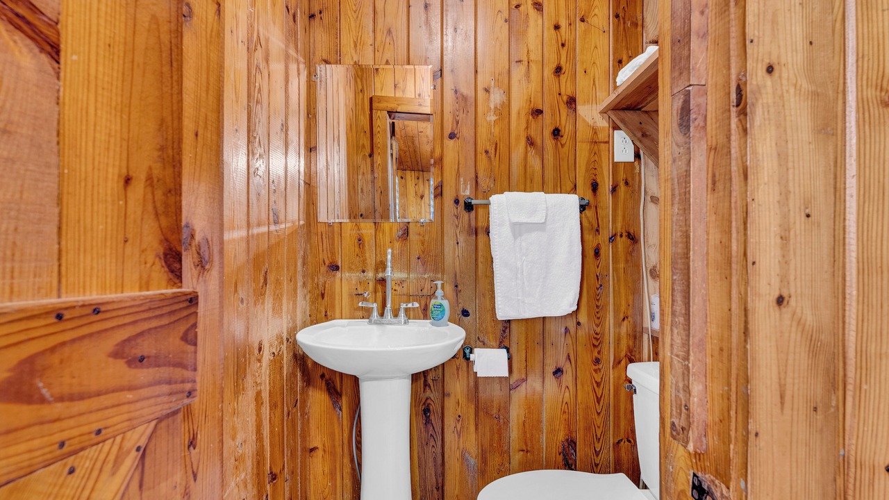 Photo of Bathroom in Smithville