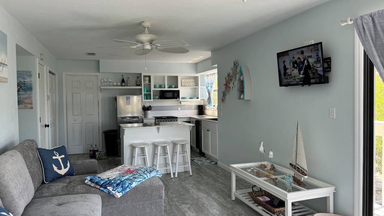 Photo of Livingroom in Crawfordville