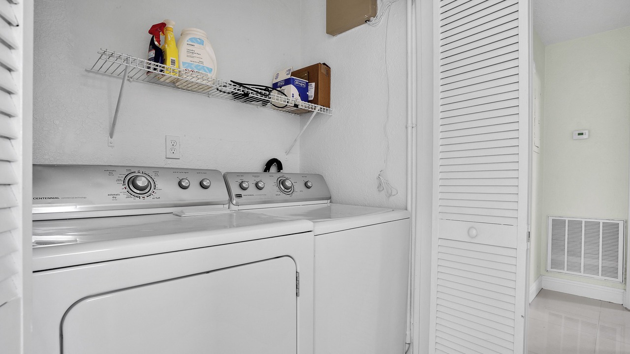 Photo of Bedroom in Survey Creek