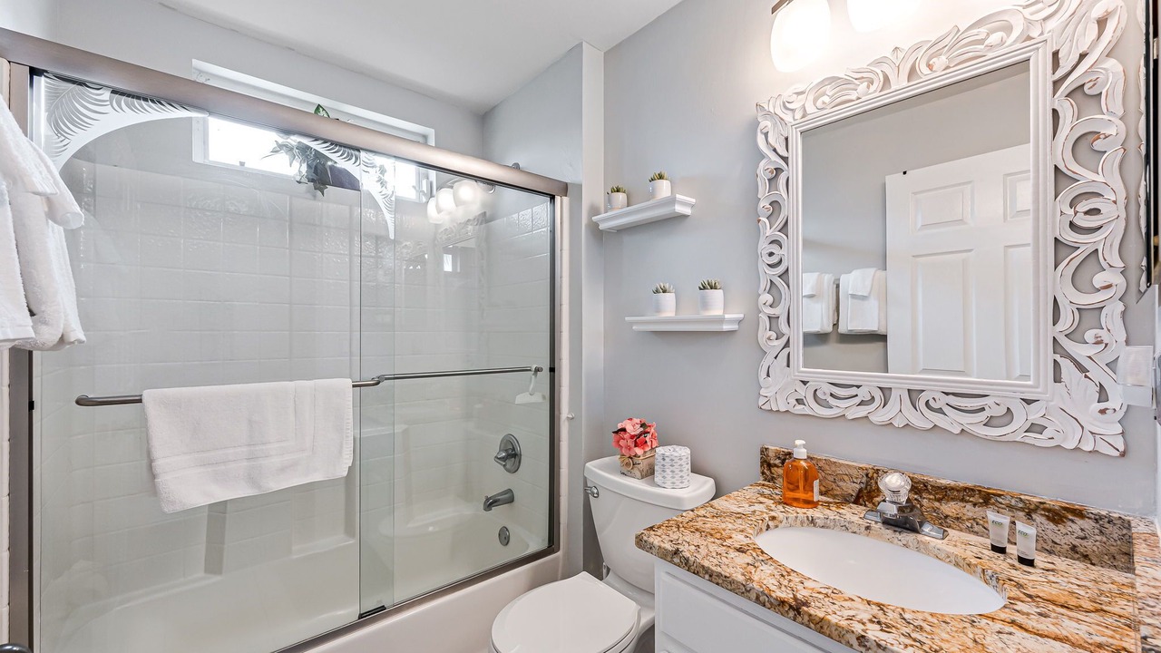 Photo of Bathroom in Beachwalk Isles