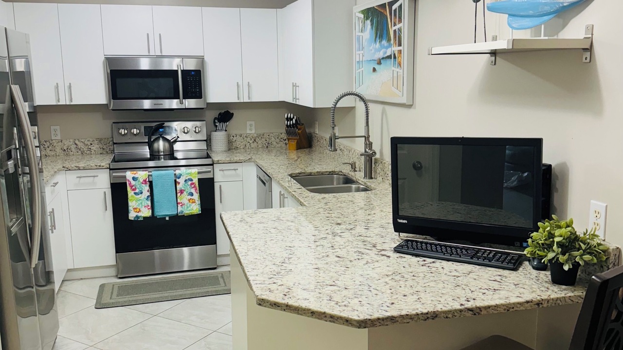 Photo of Kitchen in Vanderbilt Beach
