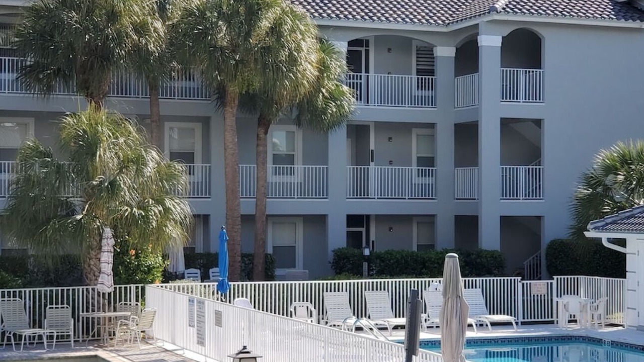 Photo of Outdoor in Vanderbilt Beach