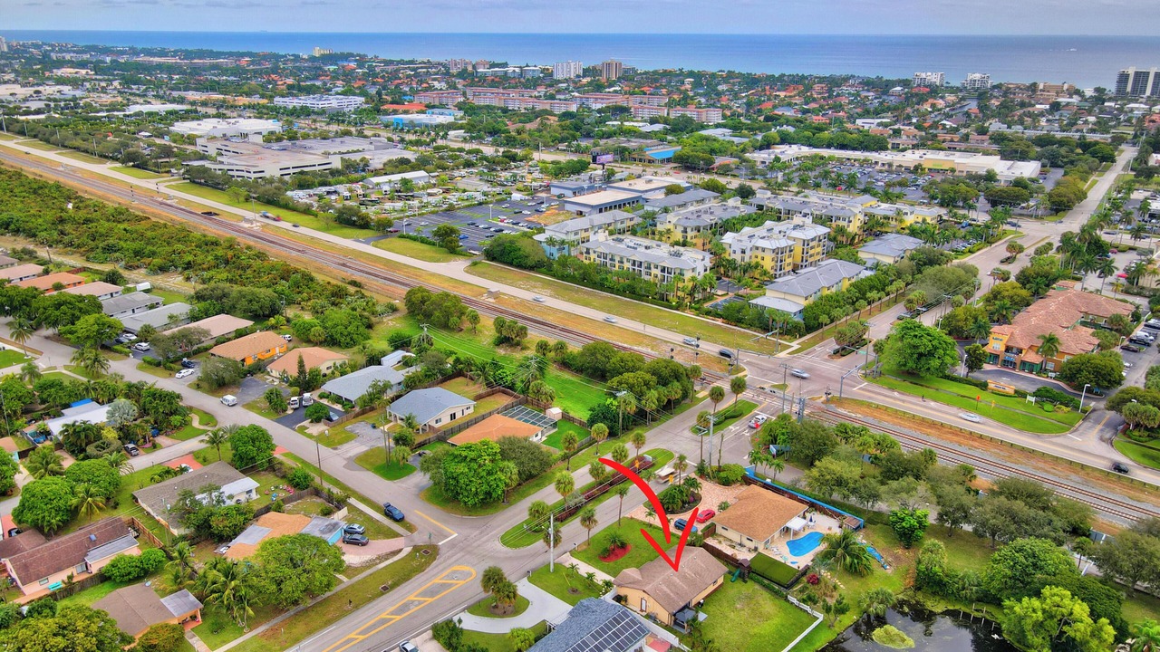 Photo of Outdoor in Tropic Palms