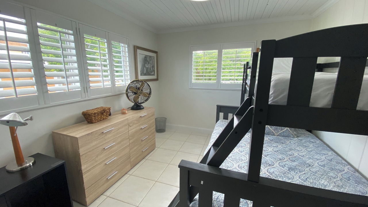 Photo of Bedroom in Indian Waterways