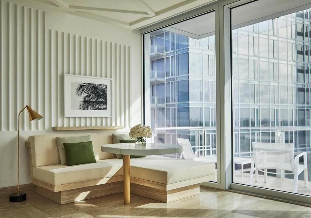 Photo of Livingroom in Surfside