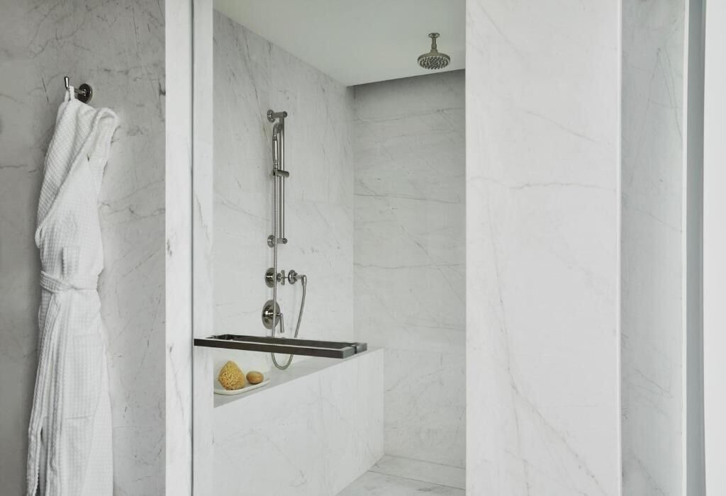 Photo of Bathroom in Surfside