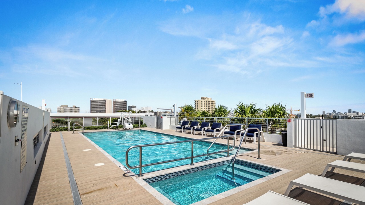 Photo of Outdoor in Bay Harbor Islands