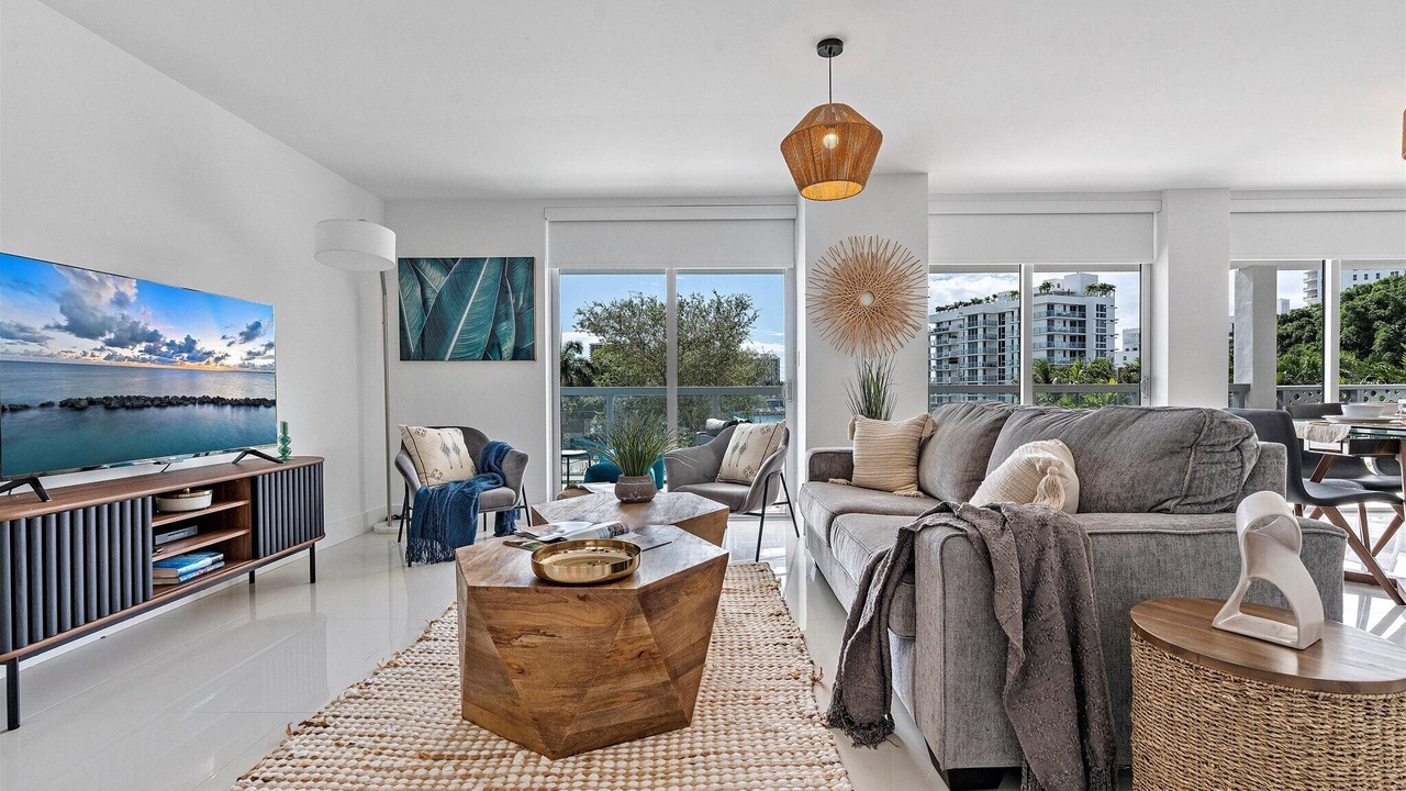 Photo of Patio Balcony in Bay Harbor Islands