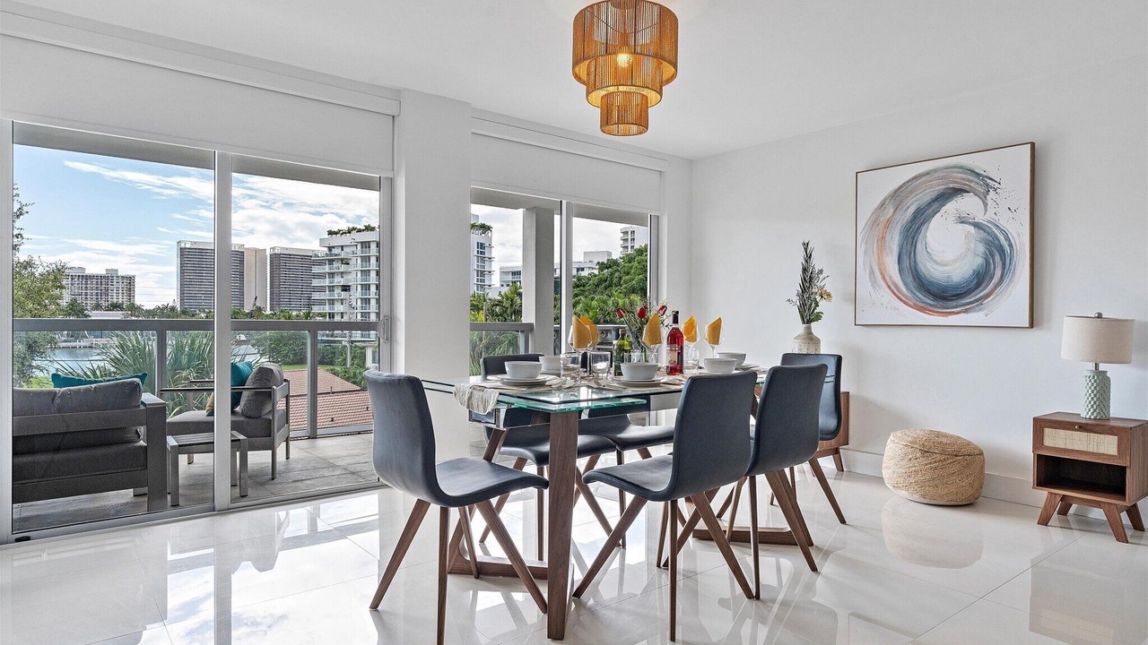 Photo of Bedroom in Bay Harbor Islands