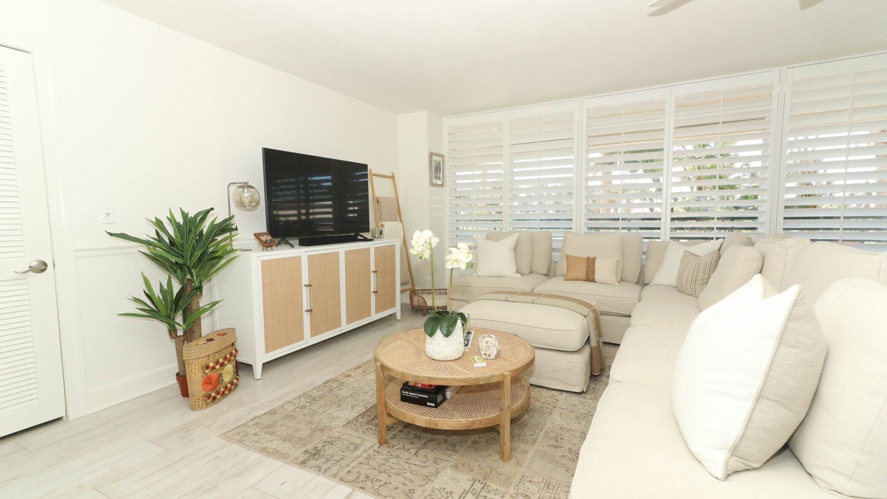 Photo of Livingroom in Ponce Inlet