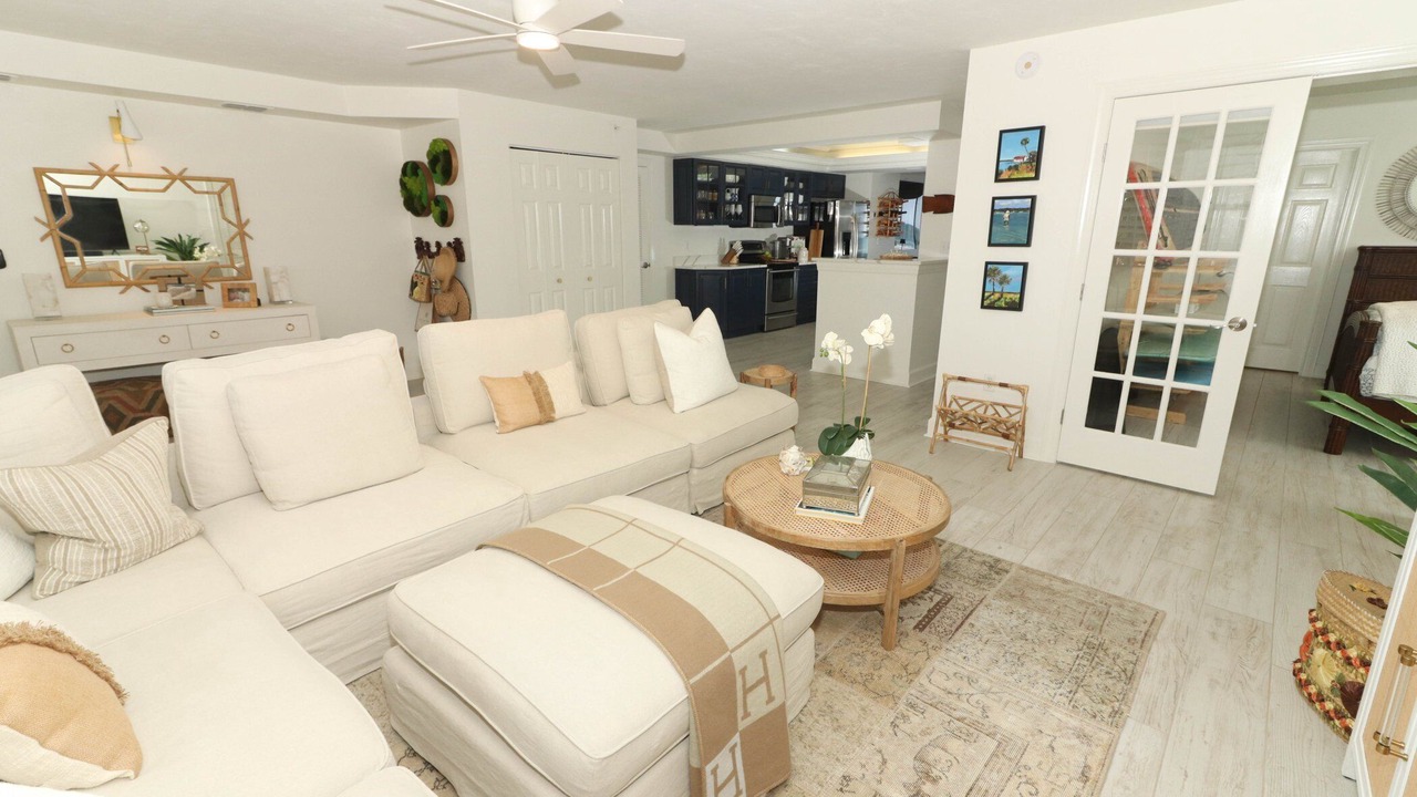 Photo of Livingroom in Ponce Inlet