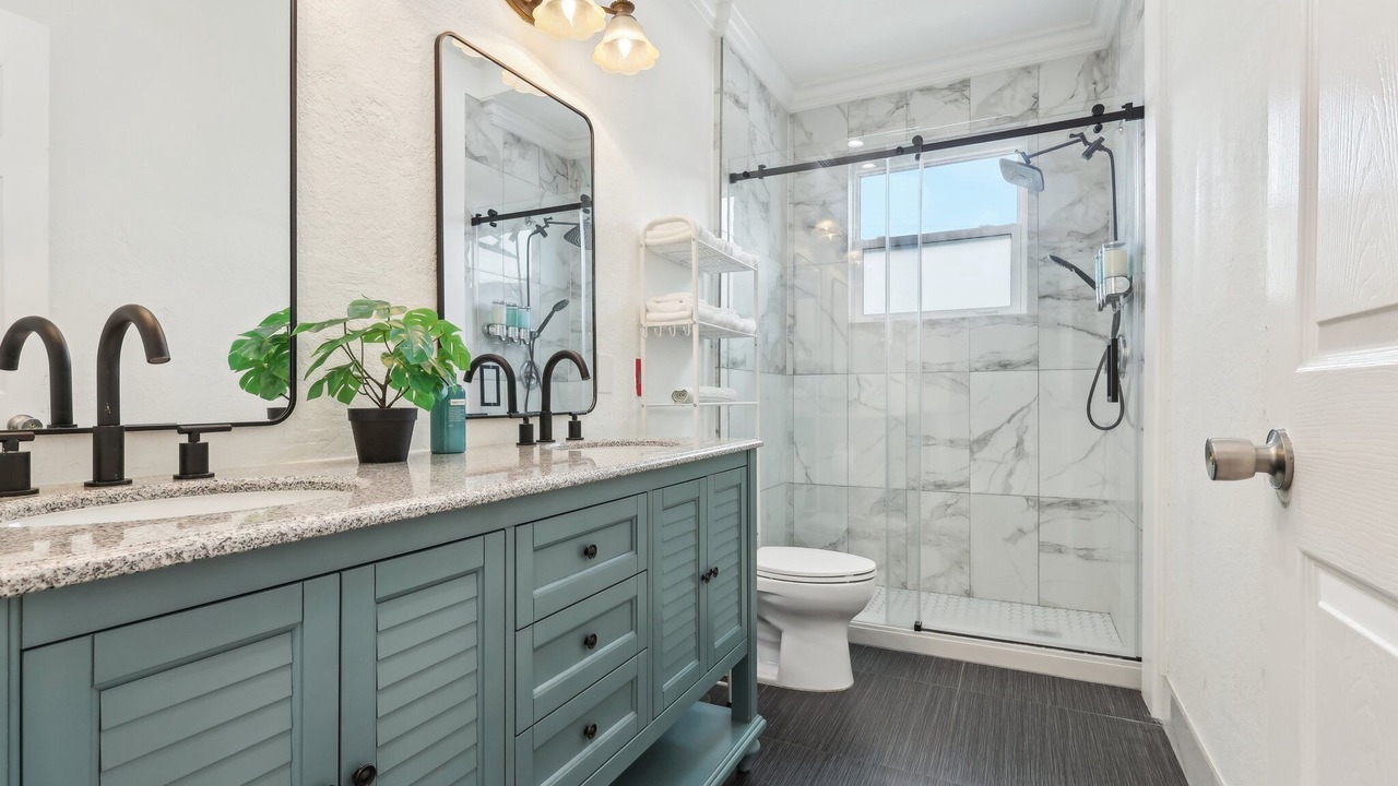 Photo of Bathroom in Hunt Club
