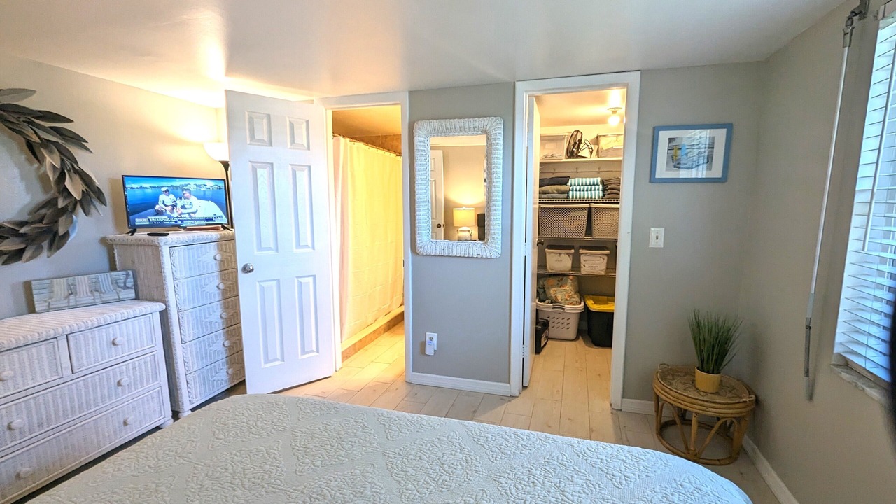 Photo of Bedroom in Avon By The Sea