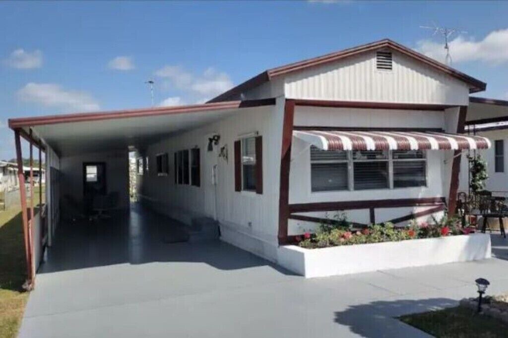 Photo of Outdoor in Sebring
