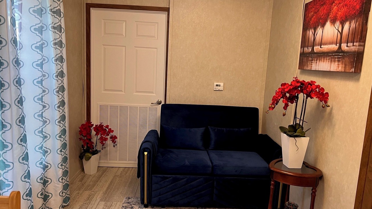 Photo of Livingroom in Trenton