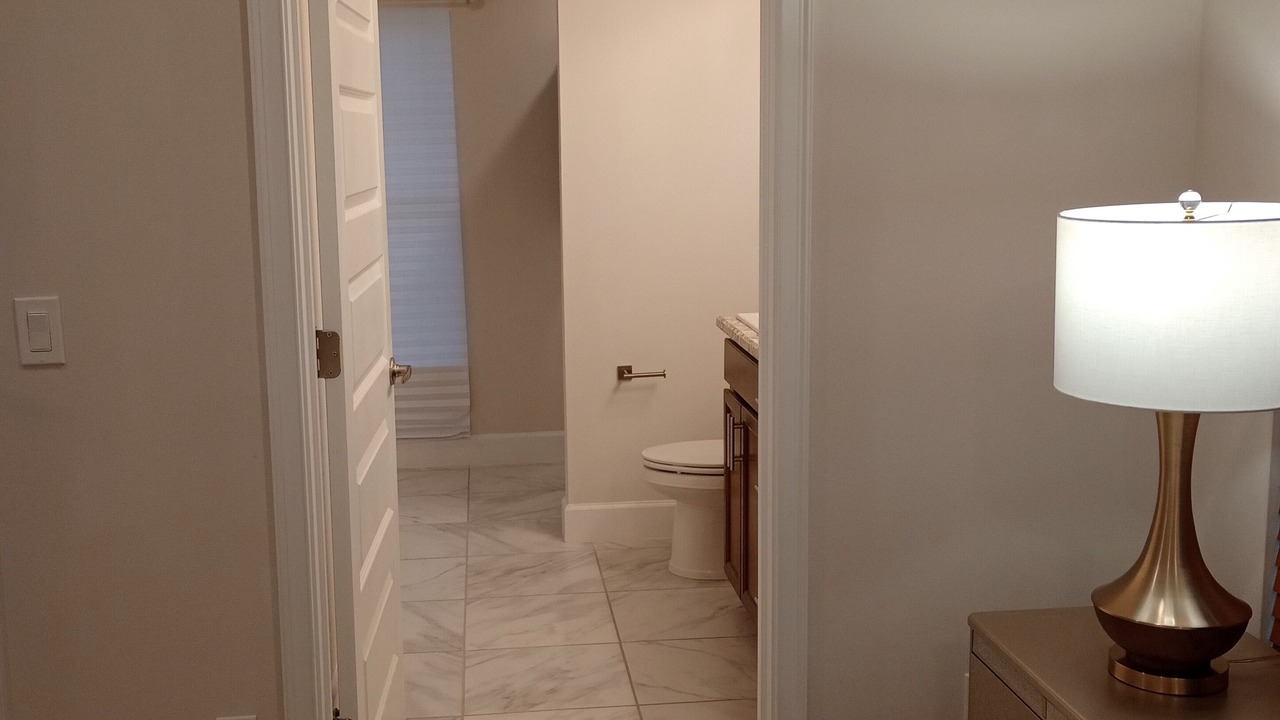 Photo of Bedroom in Lakewood Park