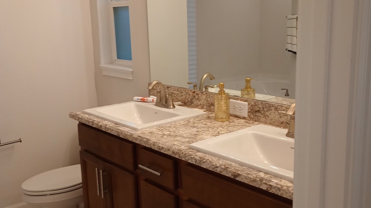 Photo of Bathroom in Lakewood Park