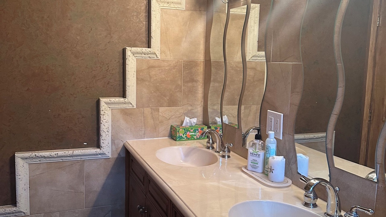 Photo of Bathroom in North Central Hollywood