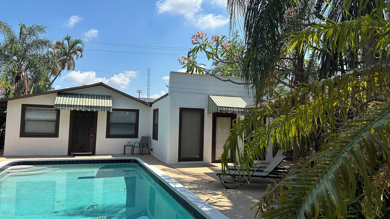 Photo of Outdoor in North Central Hollywood