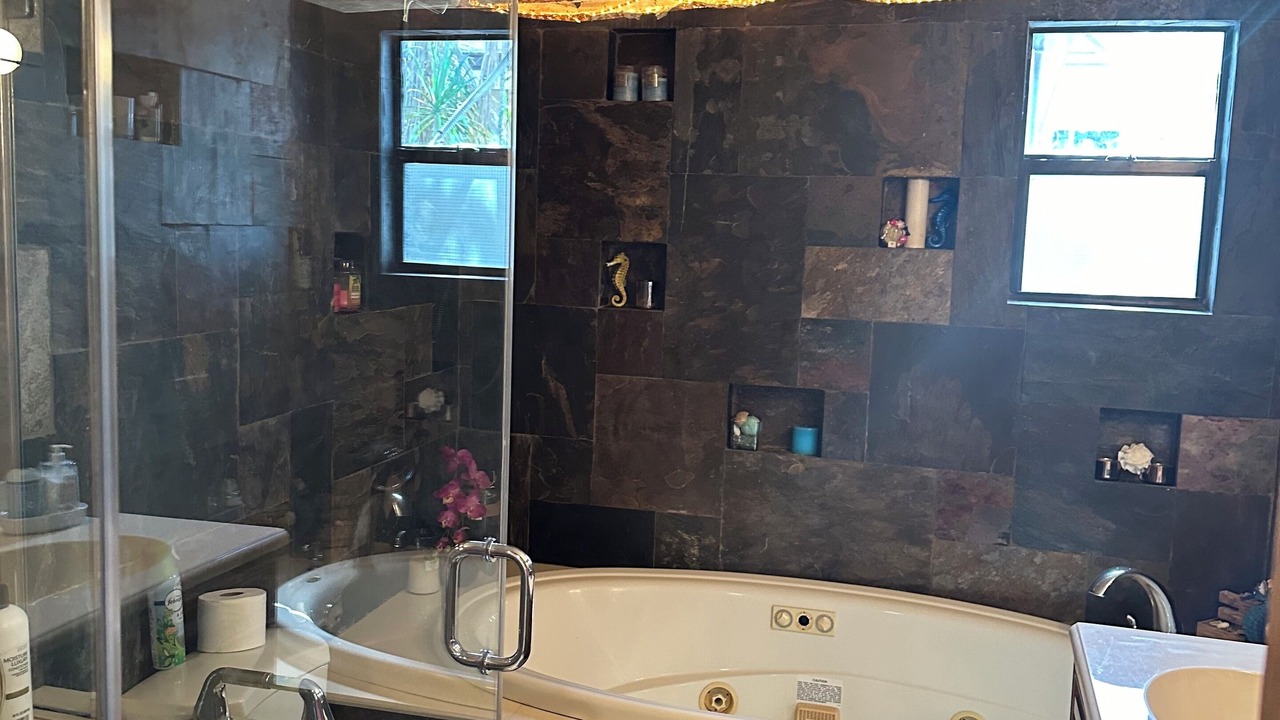 Photo of Bathroom in North Central Hollywood