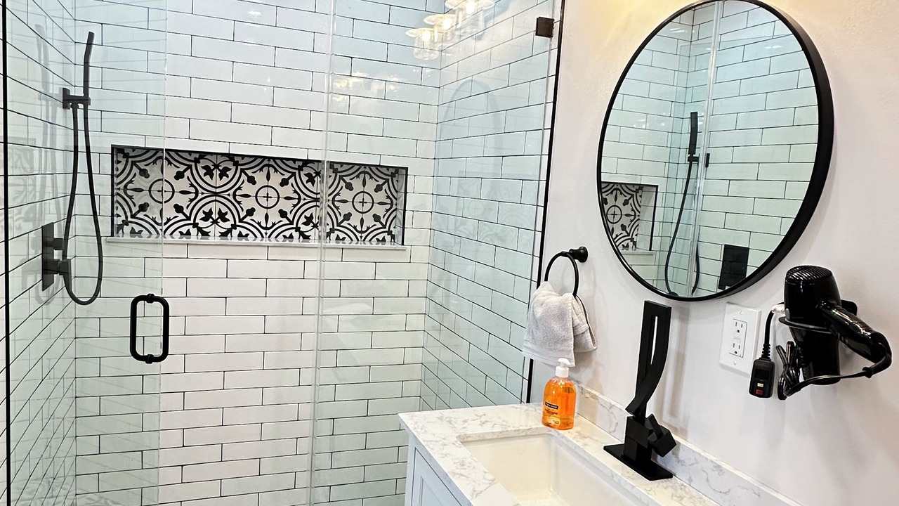 Photo of Bathroom in Lutz