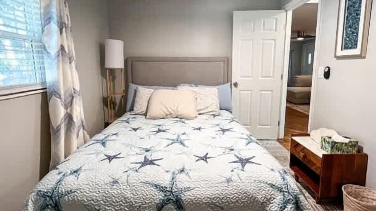 Photo of Bedroom in Apalachicola