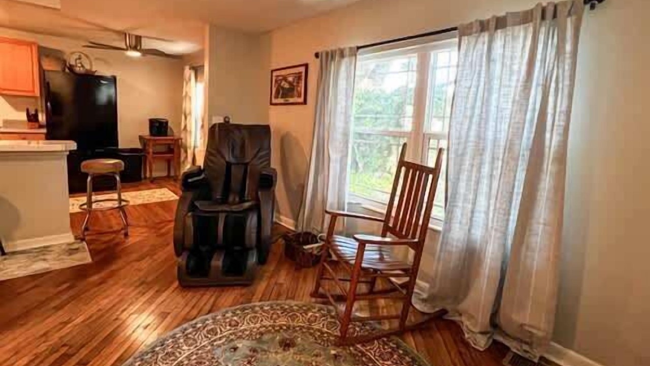 Photo of Livingroom in Apalachicola